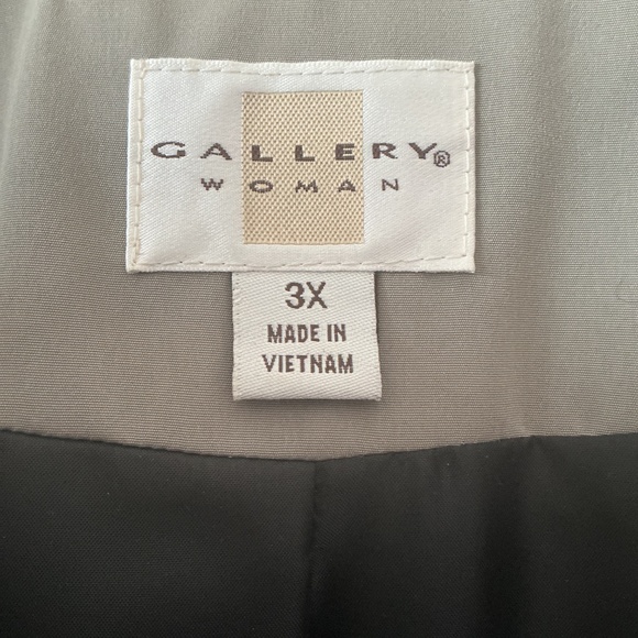 Gallery All Weather Trench Coat size 3X. - Picture 4 of 10